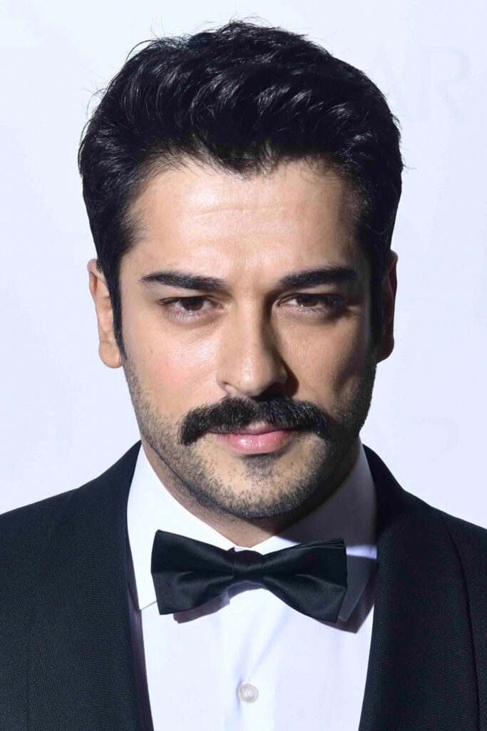 Burak &Ouml;z&ccedil;ivit
